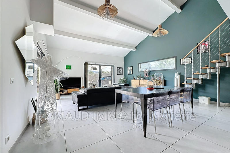 Villa - 168 m² - 5 pièces