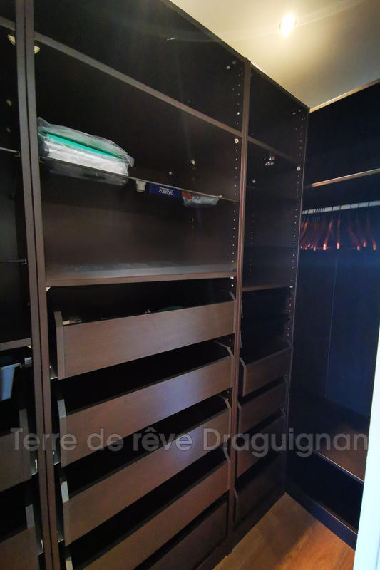 Villa - 140 m² - 6 pièces