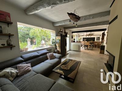 Maison - 425 m² - 16 pièces