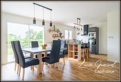 Maison - 117 m² - 5 pièces