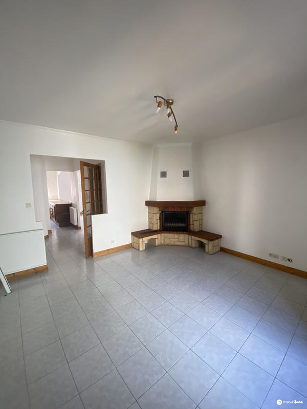 Maison - 142 m² - 9 pièces