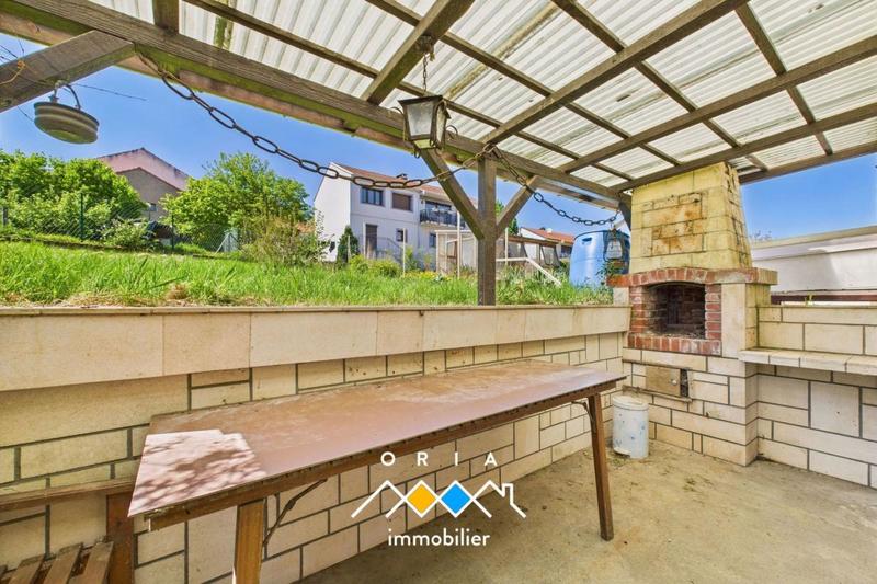 Maison - 107 m² - 6 pièces