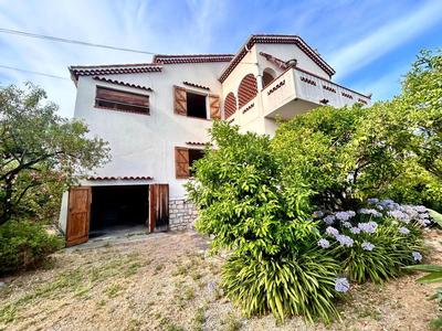 Maison - 165 m² - 7 pièces