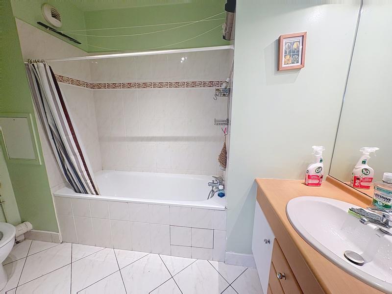 Appartement - 92 m² - 4 pièces