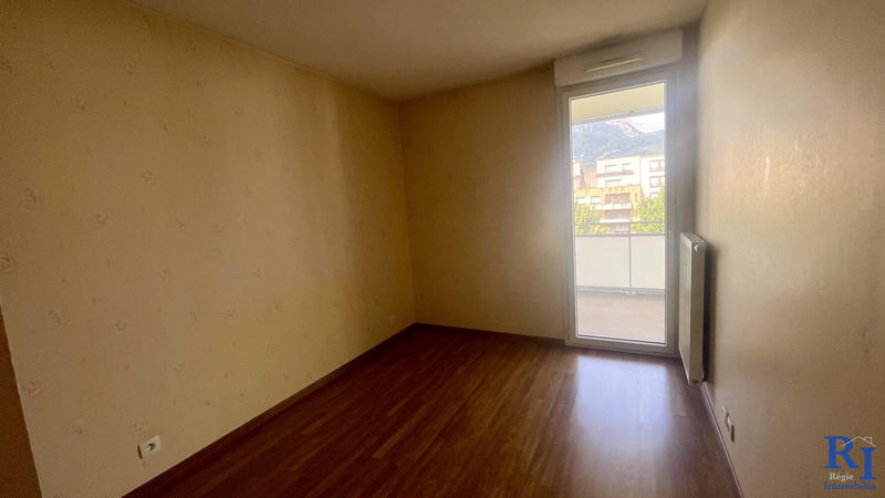 Appartement - 88 m² - 4 pièces