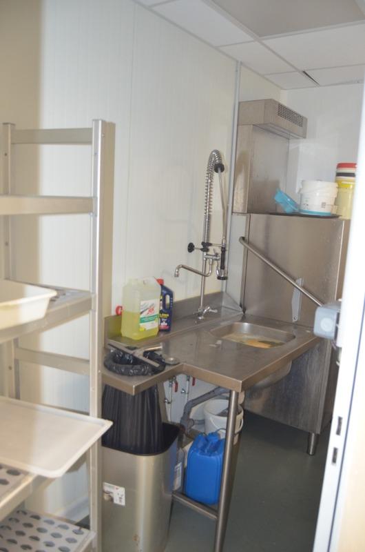 Local commercial - 366 m² - 6 pièces