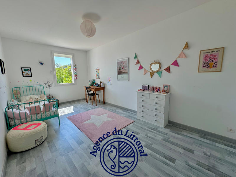 Maison - 210 m² - 8 pièces