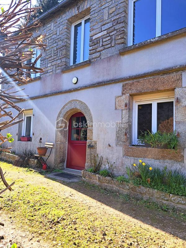 Maison en pierre - 135 m² - 6 pièces