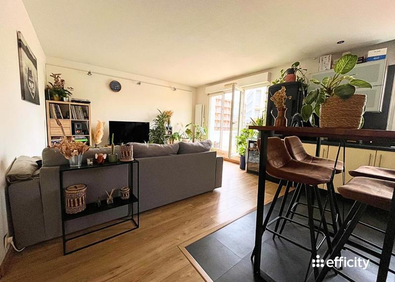 Appartement - 70 m² - 3 pièces