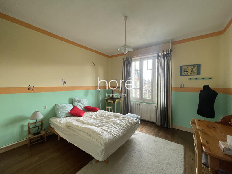 Maison ancienne - 215 m² - 9 pièces