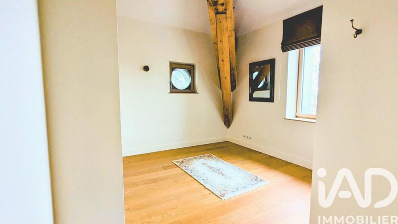 Appartement - 168 m² - 6 pièces