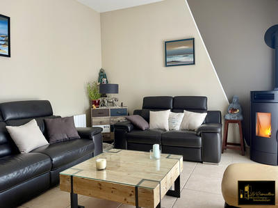 Maison - 163 m² - 9 pièces