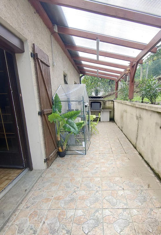 Maison - 102 m² - 5 pièces