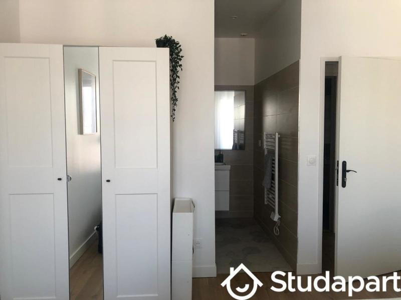 Chambre - 18 m² - 1 pièce