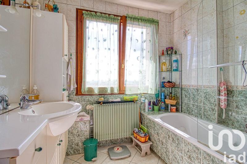 Maison - 107 m² - 6 pièces