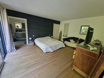 Maison - 167 m² - 4 pièces