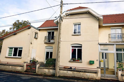 Maison - 183 m² - 8 pièces