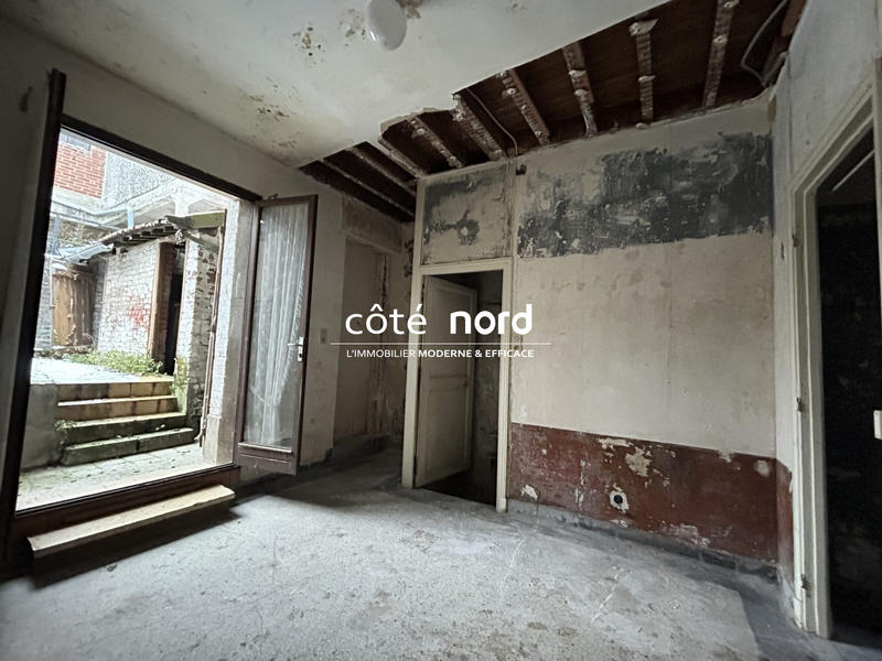 Maison ancienne - 276 m² - 7 pièces