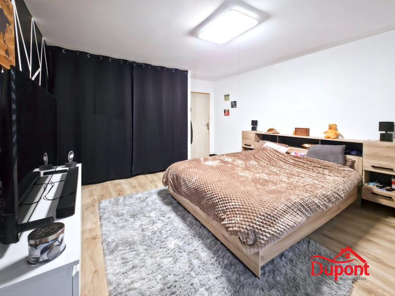 Maison - 297 m² - 10 pièces