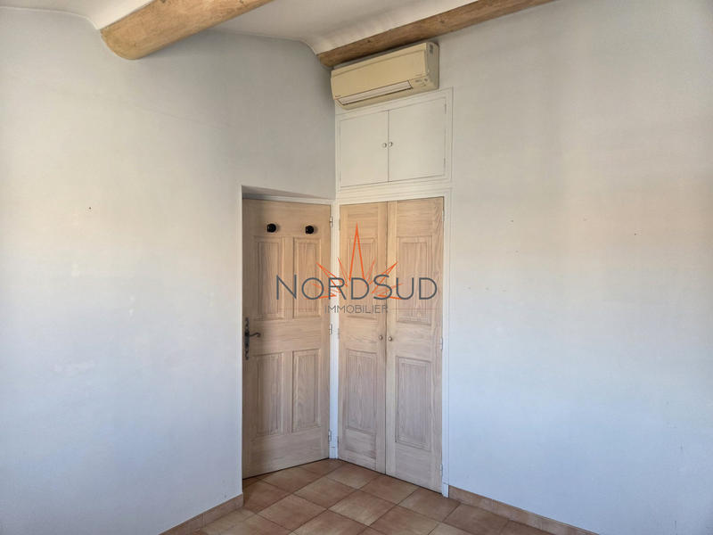 Villa - 90 m² - 4 pièces