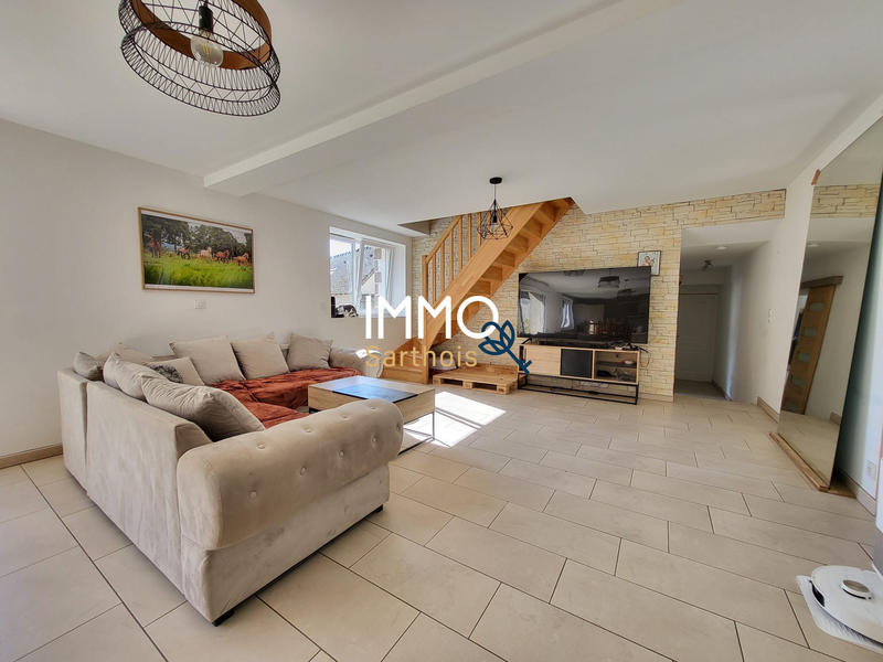 Maison - 179 m² - 6 pièces