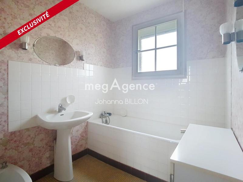 Maison traditionnelle - 80 m² - 4 pièces