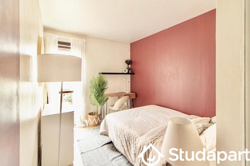 Chambre - 15 m² - 1 pièce