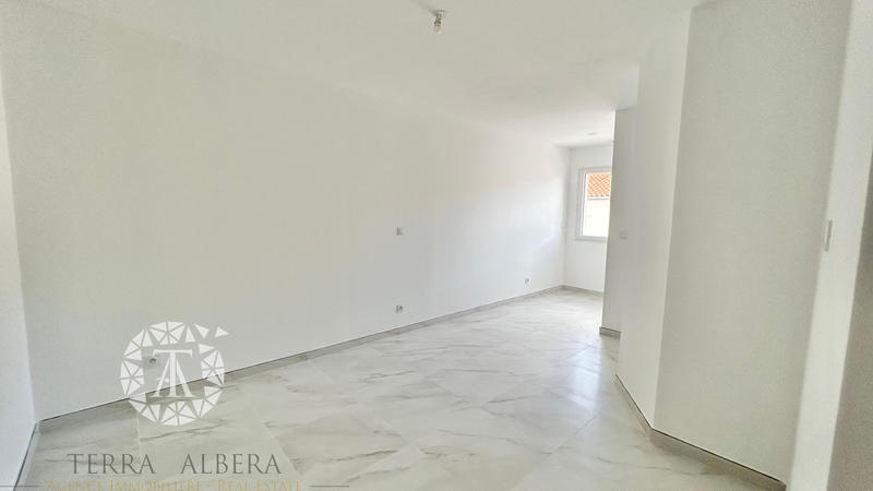 Maison - 101 m² - 4 pièces