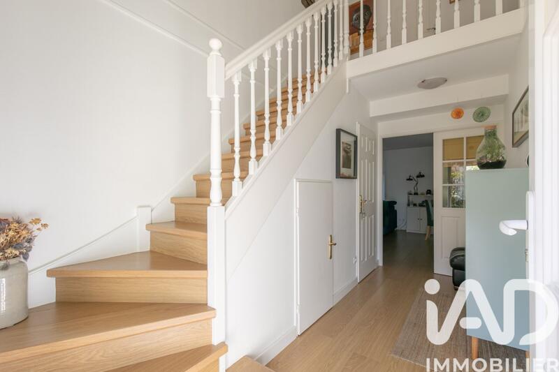 Maison - 143 m² - 6 pièces