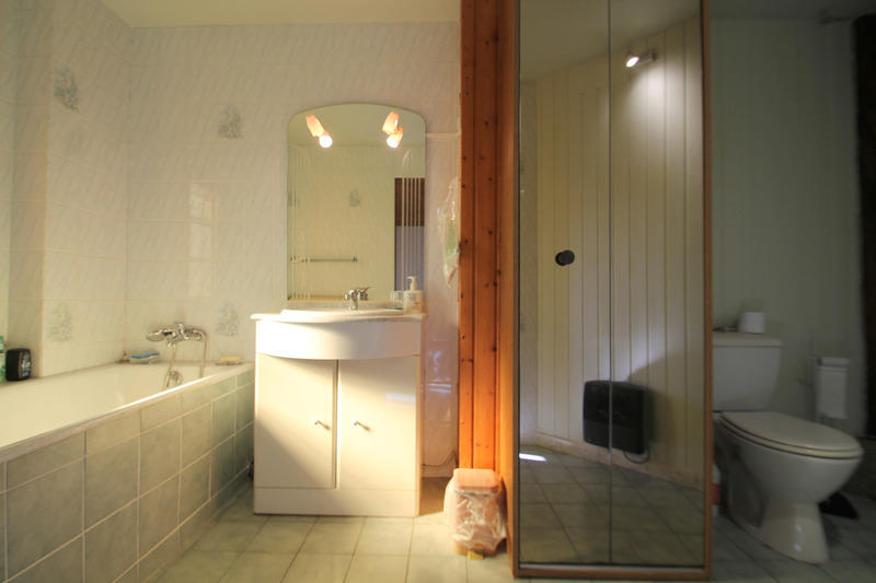 Maison - 268 m² - 8 pièces