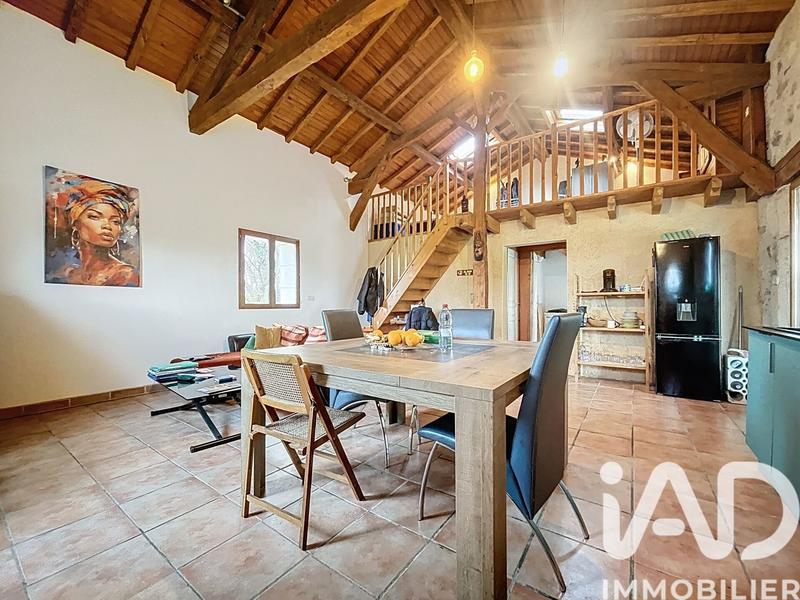 Maison - 270 m² - 10 pièces