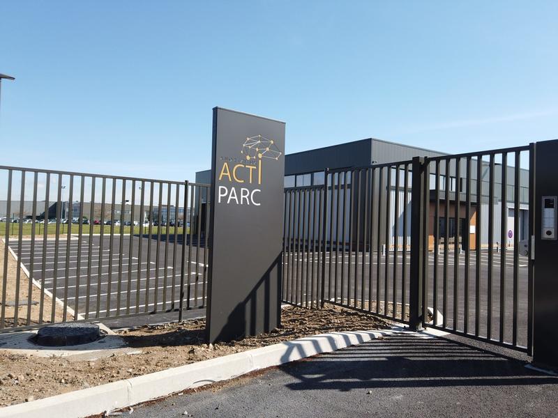 Local d'activités - 260 m²