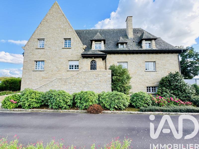 Maison - 480 m² - 12 pièces