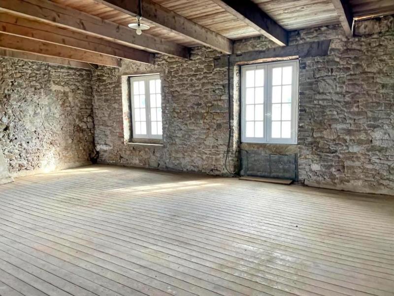 Maison en pierre - 149 m² - 3 pièces
