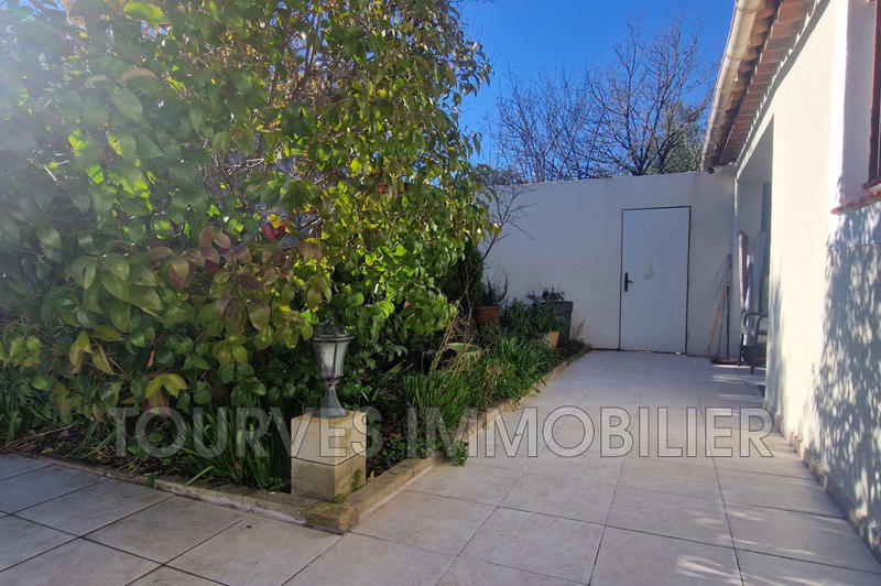 Maison - 215 m² - 6 pièces