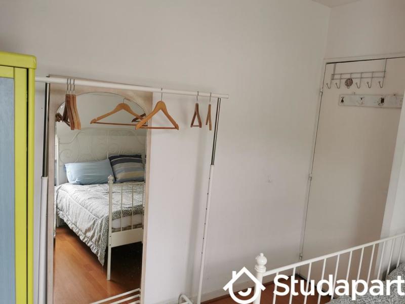 Chambre - 12 m² - 1 pièce