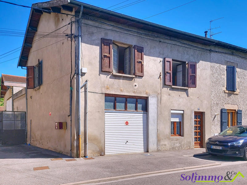 Maison - 82 m² - 6 pièces