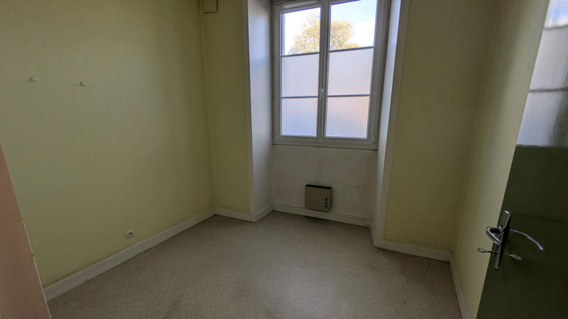 Appartement - 95 m² - 7 pièces