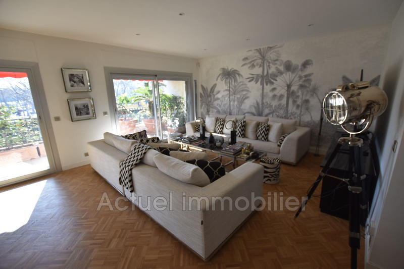 Appartement - 139 m² - 4 pièces