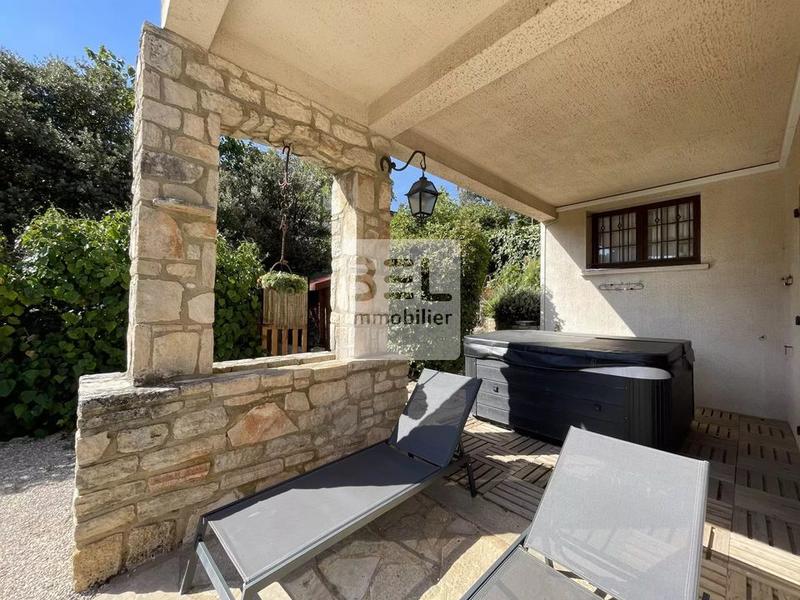 Maison - 164 m² - 8 pièces