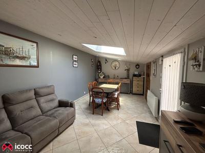 Maison - 87 m² - 5 pièces