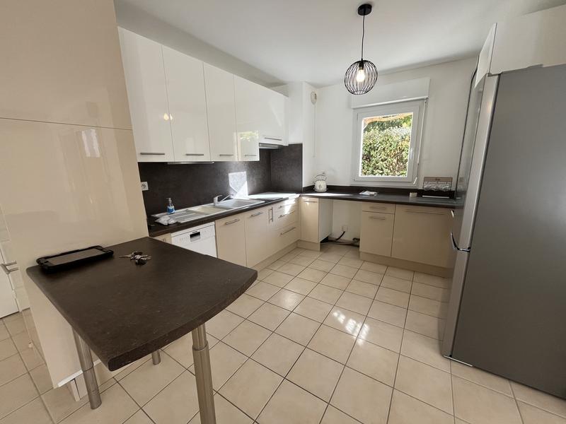 Appartement - 77 m² - 3 pièces