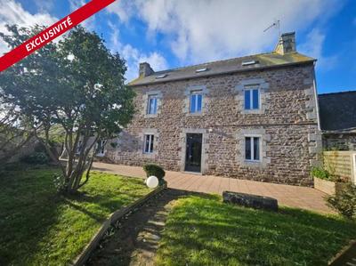 Maison - 176 m² - 8 pièces