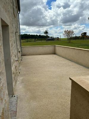 Maison en pierre - 140 m² - 4 pièces