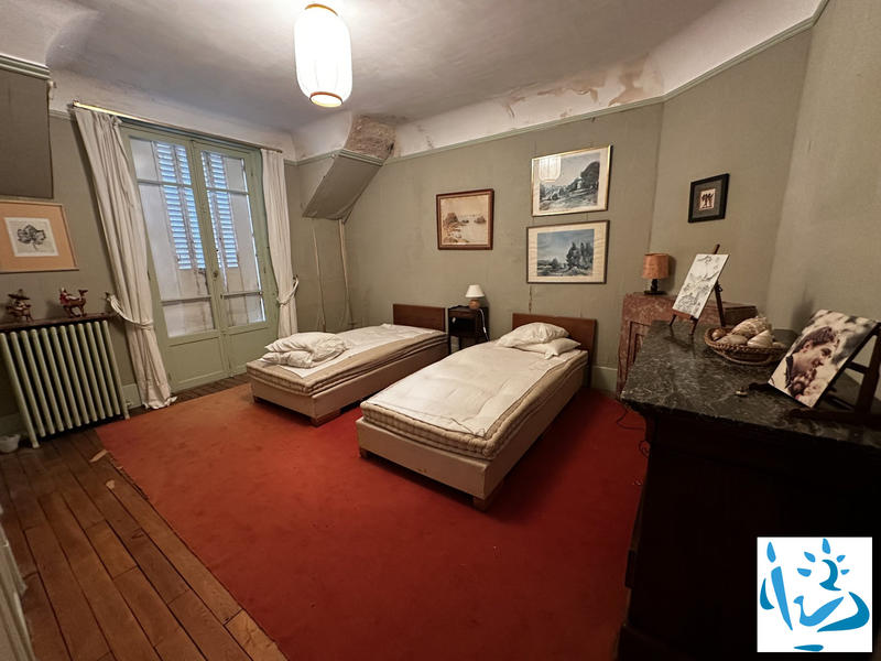 Maison ancienne - 152 m² - 5 pièces