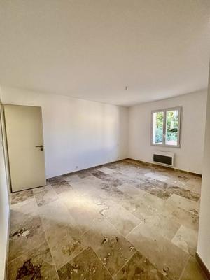 Appartement - 84 m² - 3 pièces