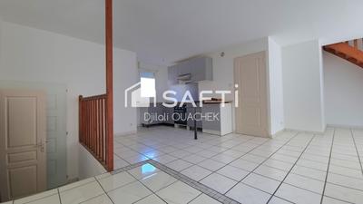 Maison - 90 m² - 4 pièces