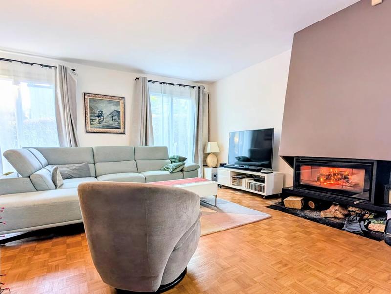 Maison - 171 m² - 7 pièces