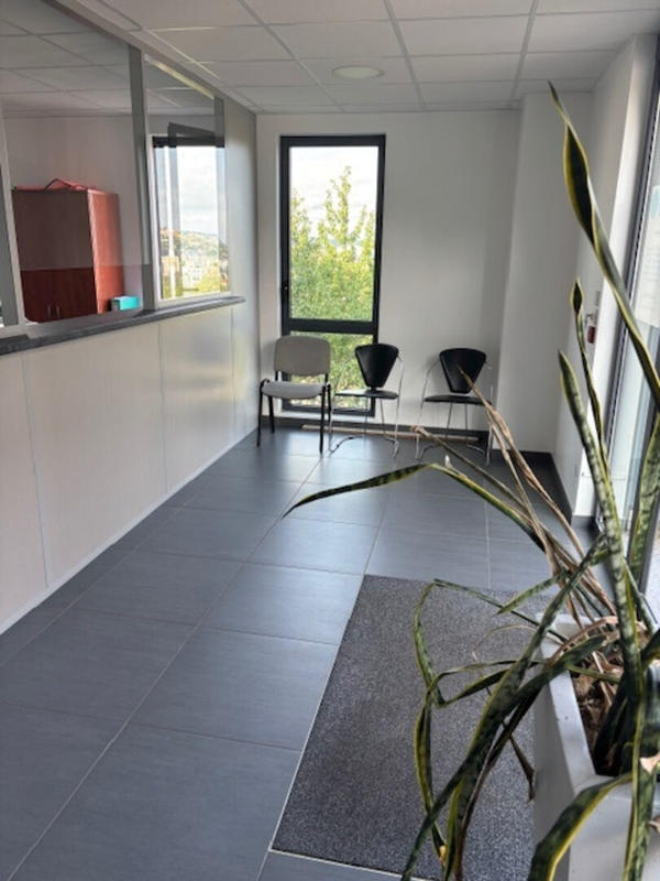 Bureau - 330 m²