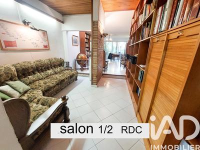 Maison - 194 m² - 14 pièces